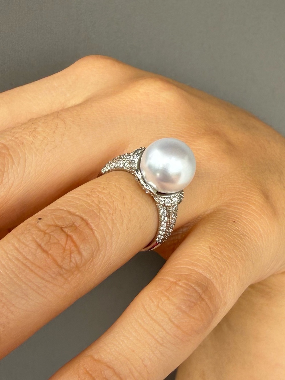 Silver Pearl and Pave Diamond Ring - White Pearl